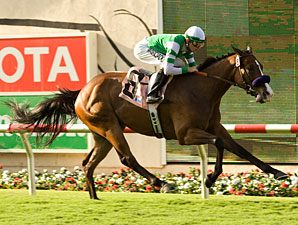Afleet Eagle Breezes to Oceanside Triumph Afleet Eagle Breezes to Oceanside Triumph
