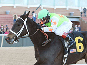 Shippers Invade for Oaklawn's Fantasy Shippers Invade for Oaklawn's Fantasy