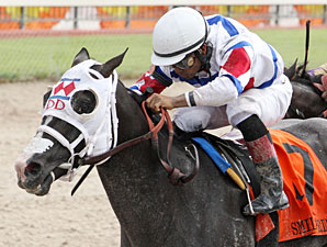 Bahamian Squall Blows Away Smile Sprint Foes Bahamian Squall Blows Away Smile Sprint Foes