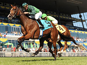 Juveniles Highlight Woodbine Stakes Action Juveniles Highlight Woodbine Stakes Action