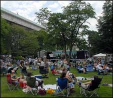 Belmont Card Begins; Crowd Arriving Under Cloudy Skies Belmont Card Begins; Crowd Arriving Under Cloudy Skies