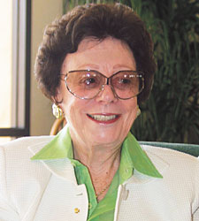 Betty Mabee, Raced Best Pal, Dies Betty Mabee, Raced Best Pal, Dies