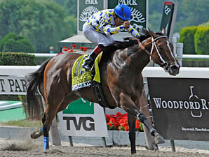 Champagne d'Oro Pops at Price in Acorn Stakes Champagne d'Oro Pops at Price in Acorn Stakes