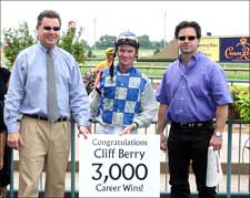 Cliff Berry Wins 3,000th Thoroughbred Race Cliff Berry Wins 3,000th Thoroughbred Race