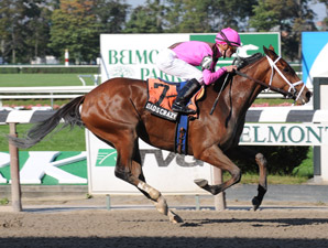 Dad's Crazy Breaks Maiden in Miss Grillo Dad's Crazy Breaks Maiden in Miss Grillo