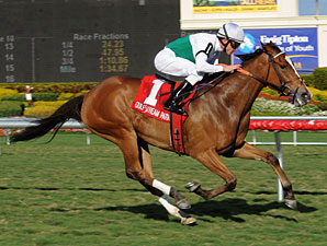 Dynamic Holiday Wins 4th Straight in 'Bride Dynamic Holiday Wins 4th Straight in 'Bride
