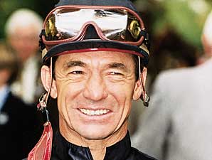 Hall of Fame Jockey Earlie Fires Retires Hall of Fame Jockey Earlie Fires Retires