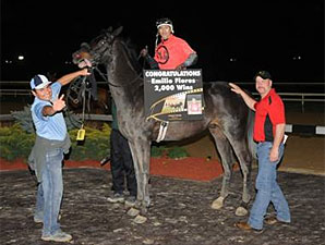 Jockey Flores Rides 2,000th Winner Jockey Flores Rides 2,000th Winner