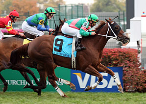 Flying Circle Scores Dramatic Win Flying Circle Scores Dramatic Win