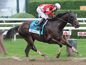 Fort Larned Fires First in Whitney Surprise Fort Larned Fires First in Whitney Surprise