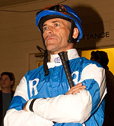 Veterans Stevens, Headley Unite in SA Derby Veterans Stevens, Headley Unite in SA Derby