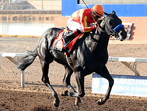 Govenor Charlie Charges to Sunland Derby Win Govenor Charlie Charges to Sunland Derby Win