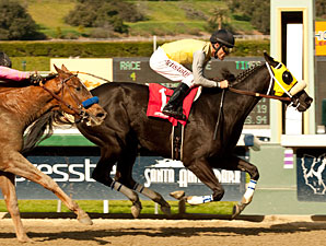 Stevens Swipes Santa Maria With Great Hot Stevens Swipes Santa Maria With Great Hot