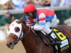 Groupie Doll Puts on a Show in Humana Distaff Groupie Doll Puts on a Show in Humana Distaff