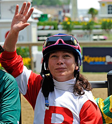Horsepower Proves 'Cure' for Gwen Jocson Horsepower Proves 'Cure' for Gwen Jocson