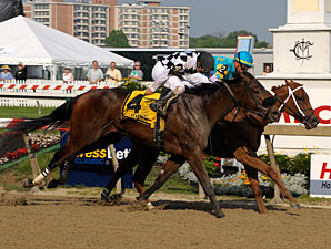 Heart Ashley Holds On For Miss Preakness Win Heart Ashley Holds On For Miss Preakness Win