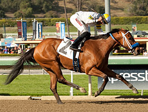 Speedy Izzy Rules Rockets to Las Flores Win Speedy Izzy Rules Rockets to Las Flores Win