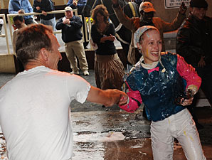 Davis Records First Win on $131 Longshot Davis Records First Win on $131 Longshot