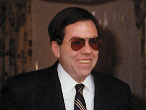 Noted Writer Joe Hirsch Dies at Age 80 Noted Writer Joe Hirsch Dies at Age 80