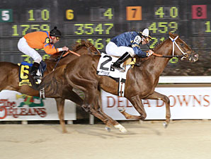 Kick On Prevails in Jean Lafitte Stakes Kick On Prevails in Jean Lafitte Stakes