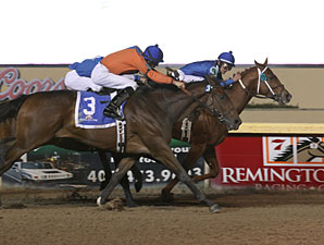 King Henny Draws Outside in Springboard Mile King Henny Draws Outside in Springboard Mile