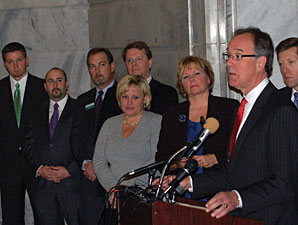 KY Horse Industry Cites Chamber's Support KY Horse Industry Cites Chamber's Support