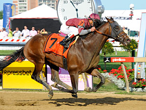 Last Gunfighter Gets 6th Straight in 'Special Last Gunfighter Gets 6th Straight in 'Special