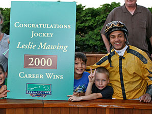 Win Number 2,000 for Jockey Mawing Win Number 2,000 for Jockey Mawing