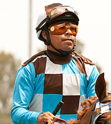 Martin Garcia Inherits Mount on Game On Dude Martin Garcia Inherits Mount on Game On Dude