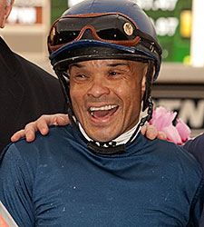 Pedroza Breaks Leg in Starting Gate Mishap Pedroza Breaks Leg in Starting Gate Mishap