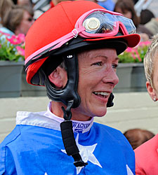 Wiley-Wagner Wins Lady Legends II at Pimlico Wiley-Wagner Wins Lady Legends II at Pimlico