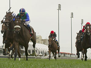 Minakshi Breaks Through in Canadian Stakes Minakshi Breaks Through in Canadian Stakes