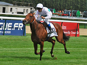 Moonlight Cloud Shines Brightly at Deauville Moonlight Cloud Shines Brightly at Deauville