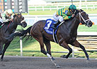 Onlyforyou Remains Unbeaten in Davona Dale Onlyforyou Remains Unbeaten in Davona Dale