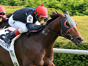 Point of Entry Out of Woodford Reserve Point of Entry Out of Woodford Reserve