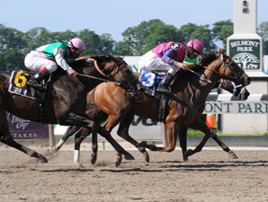 Porte Bonheur Catches First Flight by a Nose Porte Bonheur Catches First Flight by a Nose