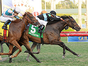 Proctor Sends Out Sharp Pair in Wilshire 'Cap Proctor Sends Out Sharp Pair in Wilshire 'Cap
