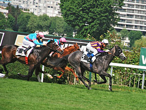 Planteur Easy Winner of Prix Ganay Planteur Easy Winner of Prix Ganay