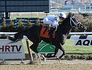 Revolutionary Leads 14 in Louisiana Derby Revolutionary Leads 14 in Louisiana Derby