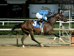 Romance Argentino Has Shot at Distance Triple Romance Argentino Has Shot at Distance Triple