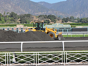 Southern CA Synthetic Track Era Nears End Southern CA Synthetic Track Era Nears End