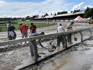 Weather Impacts Saratoga Meet Figures Weather Impacts Saratoga Meet Figures