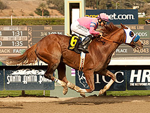 Scherzinger Slips Inside for Santa Monica Win Scherzinger Slips Inside for Santa Monica Win