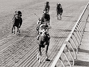 Secretariat Podcast: Preakness, Ron Turcotte Secretariat Podcast: Preakness, Ron Turcotte