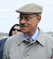 Old Friends to Honor NYRA's Taylor Old Friends to Honor NYRA's Taylor