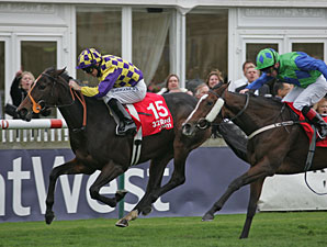 Serious Attitude Captures Cheveley Park Serious Attitude Captures Cheveley Park