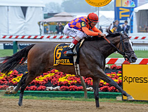Summer Applause Takes Allaire DuPont Distaff Summer Applause Takes Allaire DuPont Distaff