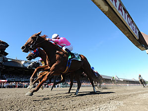 Sweet Lulu Breaks From Rail in La Brea Clash Sweet Lulu Breaks From Rail in La Brea Clash