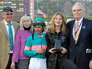 Team Zenyatta Wins Special Eclipse Award Team Zenyatta Wins Special Eclipse Award