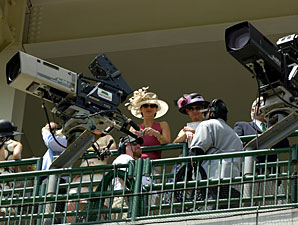 Deadline Nears for Simulcast Video Award Deadline Nears for Simulcast Video Award